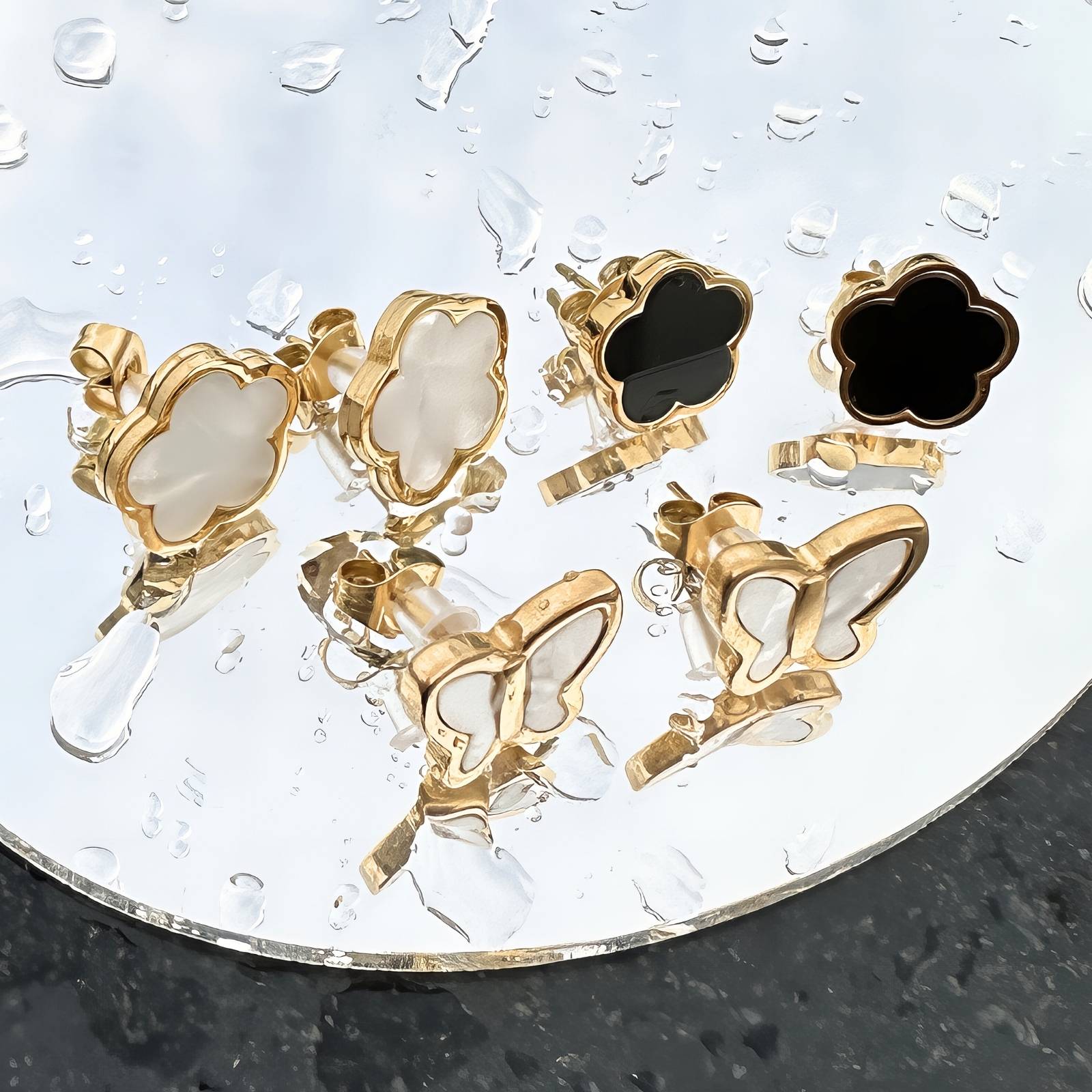 18K gold plated Stainless steel  Flowes earrings